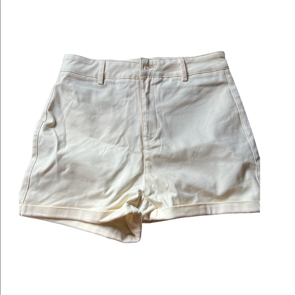 Cream short